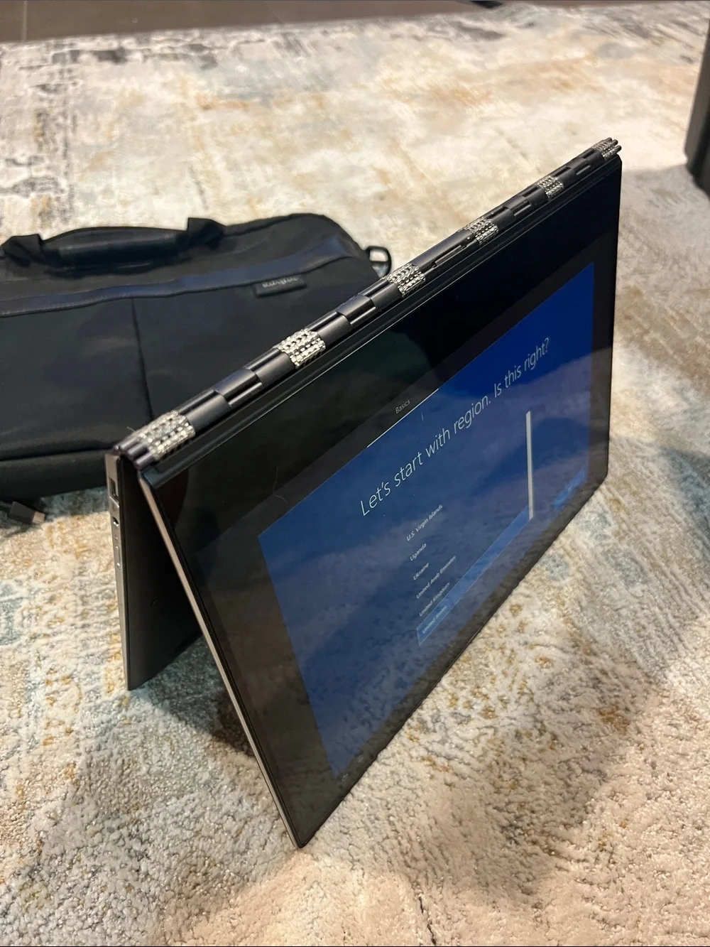 Lenovo Yoga 910 16GB RAM 1TB 2.7GHz Convertible 2-in-1 PC laptop tablet z33